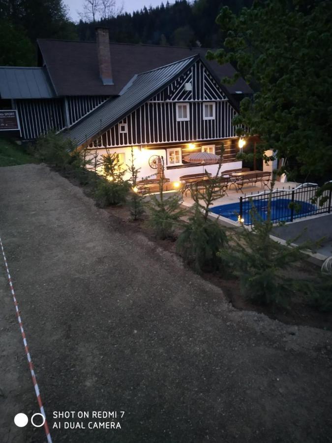 Chalupa Sport Burany Jablonec nad Jizerou Luaran gambar